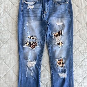 Judy Blue Distressed Skinny Jeans with Leopard Details